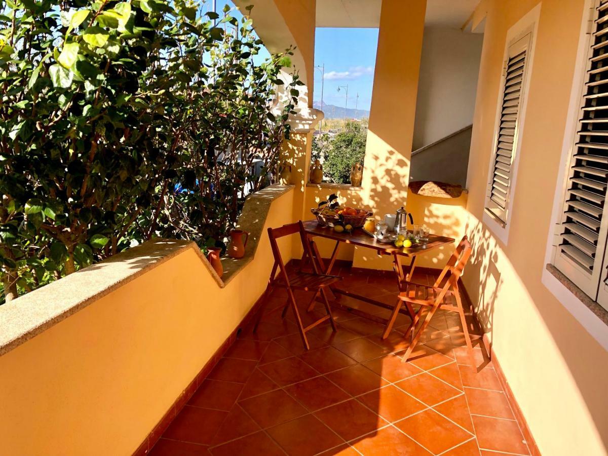 Casa Dolce Hibiscus Apartment Олбия Екстериор снимка